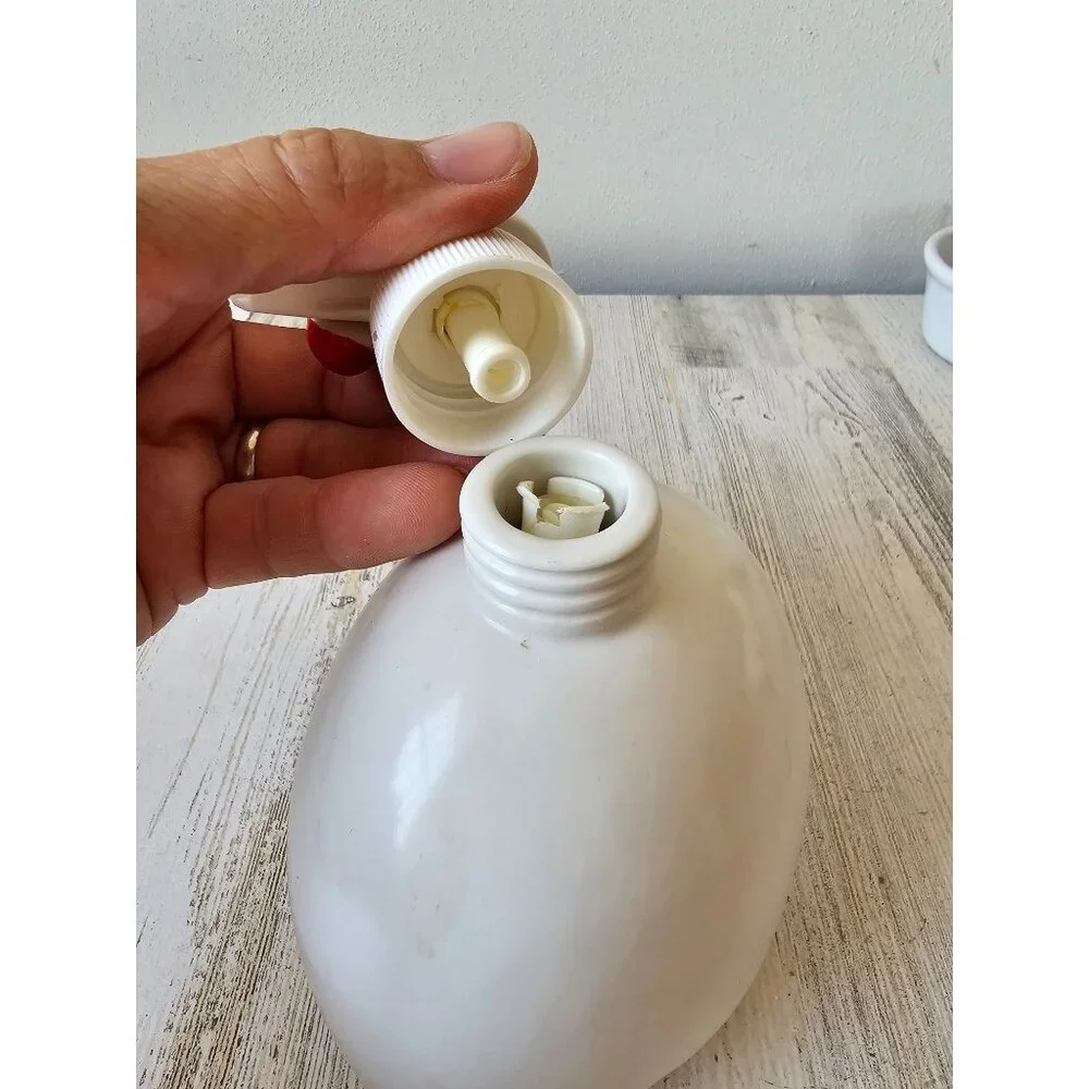 Dept 56 chicken soap‎ dispenser as is vintage ceramic